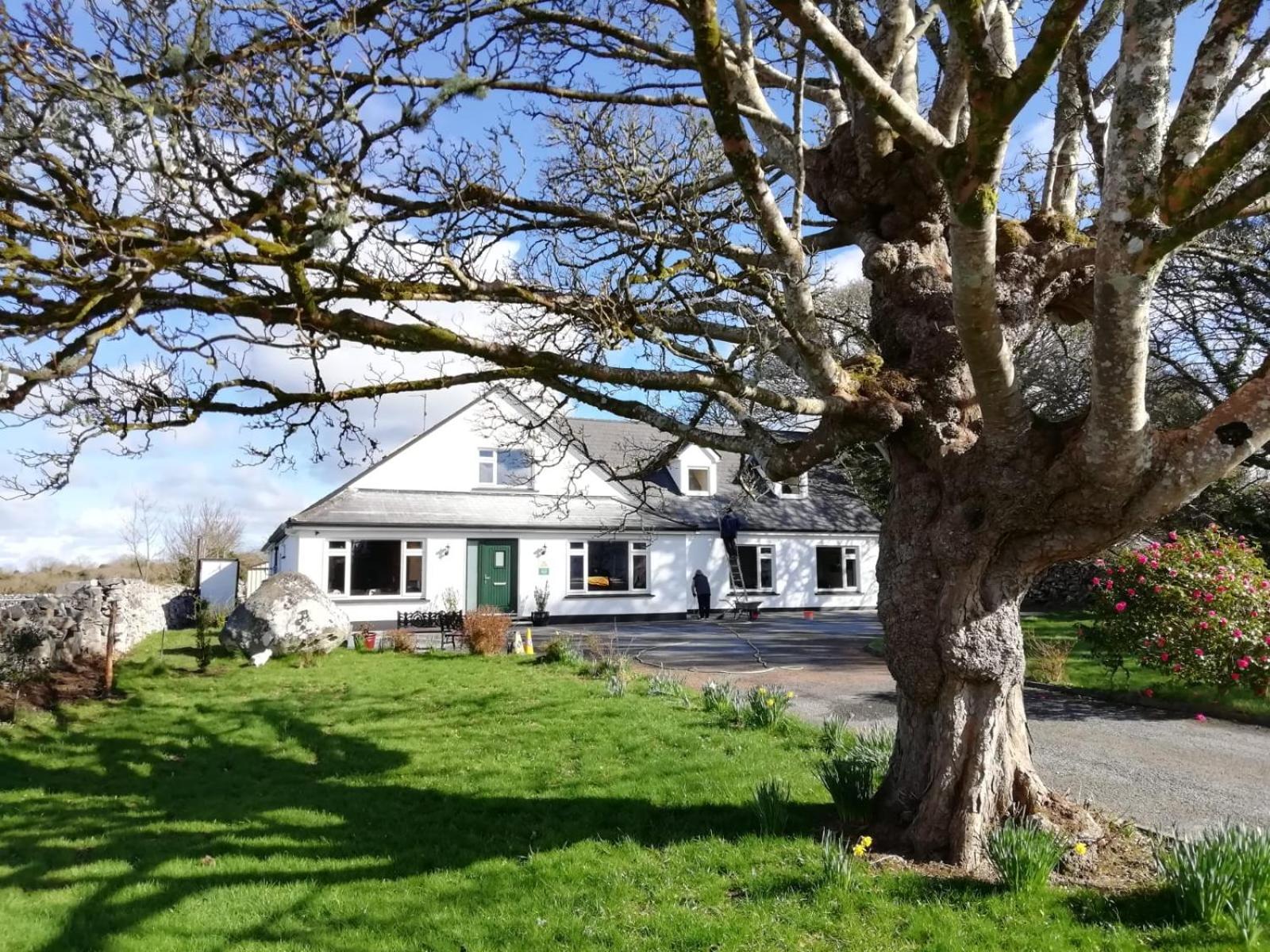 Mountain View Guesthouse 우그테라드 외부 사진